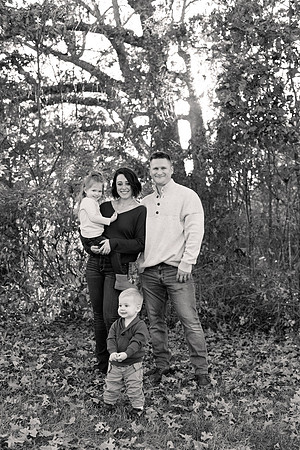 The Oehlers - Broemmelsiek Park - Brittany Lynn Imagery LLC - STL St Louis MO Wedding Portrait Photographer BW-78