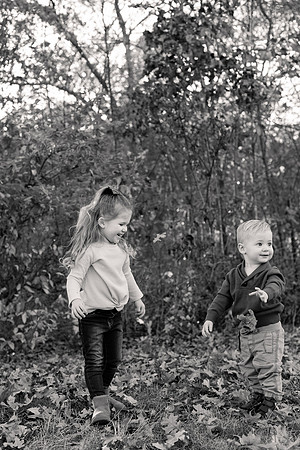 The Oehlers - Broemmelsiek Park - Brittany Lynn Imagery LLC - STL St Louis MO Wedding Portrait Photographer BW-144