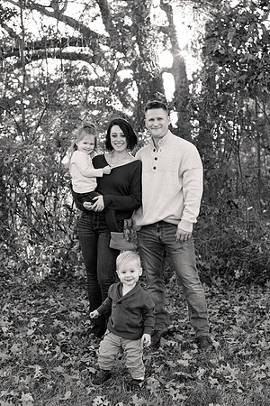 The Oehlers - Broemmelsiek Park - Brittany Lynn Imagery LLC - STL St Louis MO Wedding Portrait Photographer BW-68