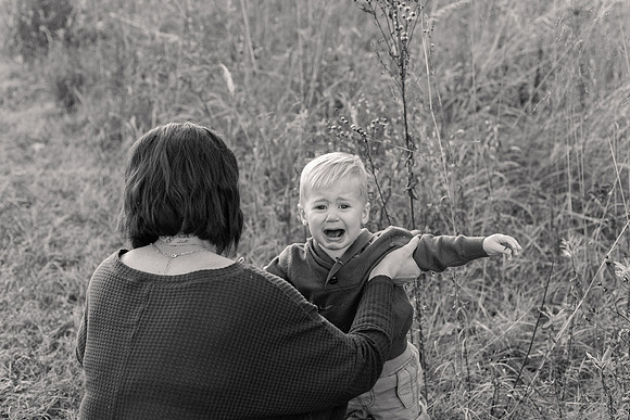 The Oehlers - Broemmelsiek Park - Brittany Lynn Imagery LLC - STL St Louis MO Wedding Portrait Photographer BW-397