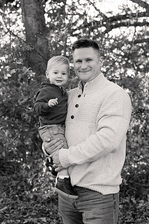 The Oehlers - Broemmelsiek Park - Brittany Lynn Imagery LLC - STL St Louis MO Wedding Portrait Photographer BW-66