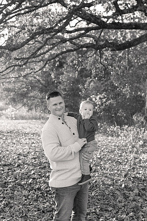 The Oehlers - Broemmelsiek Park - Brittany Lynn Imagery LLC - STL St Louis MO Wedding Portrait Photographer BW-208