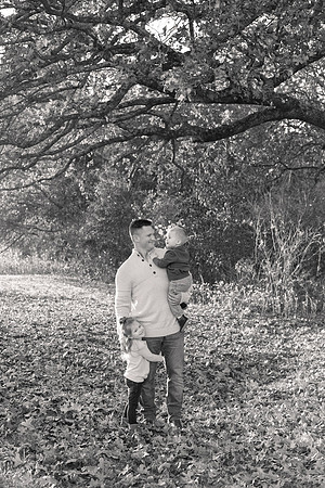 The Oehlers - Broemmelsiek Park - Brittany Lynn Imagery LLC - STL St Louis MO Wedding Portrait Photographer BW-215