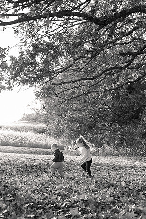 The Oehlers - Broemmelsiek Park - Brittany Lynn Imagery LLC - STL St Louis MO Wedding Portrait Photographer BW-244