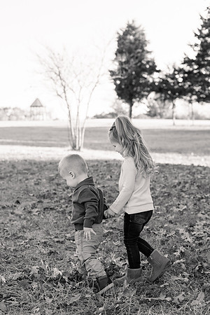 The Oehlers - Broemmelsiek Park - Brittany Lynn Imagery LLC - STL St Louis MO Wedding Portrait Photographer BW-88