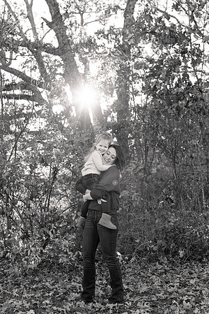 The Oehlers - Broemmelsiek Park - Brittany Lynn Imagery LLC - STL St Louis MO Wedding Portrait Photographer BW-5