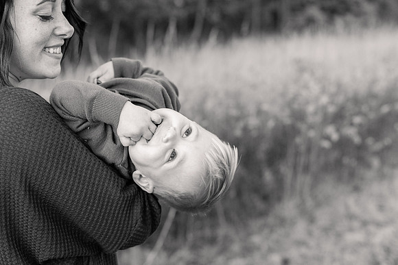 The Oehlers - Broemmelsiek Park - Brittany Lynn Imagery LLC - STL St Louis MO Wedding Portrait Photographer BW-412