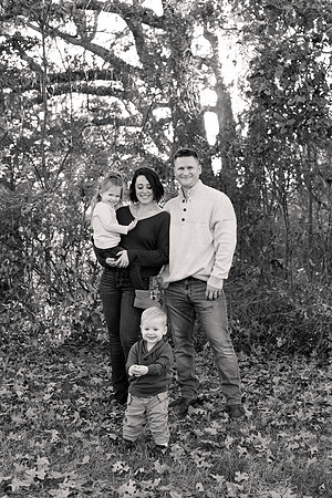 The Oehlers - Broemmelsiek Park - Brittany Lynn Imagery LLC - STL St Louis MO Wedding Portrait Photographer BW-74
