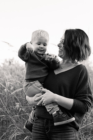 The Oehlers - Broemmelsiek Park - Brittany Lynn Imagery LLC - STL St Louis MO Wedding Portrait Photographer BW-348