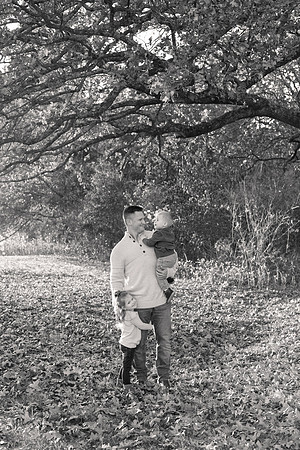 The Oehlers - Broemmelsiek Park - Brittany Lynn Imagery LLC - STL St Louis MO Wedding Portrait Photographer BW-214