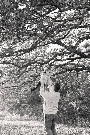 The Oehlers - Broemmelsiek Park - Brittany Lynn Imagery LLC - STL St Louis MO Wedding Portrait Photographer BW-39