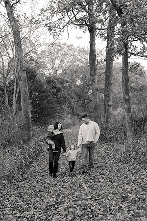 The Oehlers - Broemmelsiek Park - Brittany Lynn Imagery LLC - STL St Louis MO Wedding Portrait Photographer BW-184