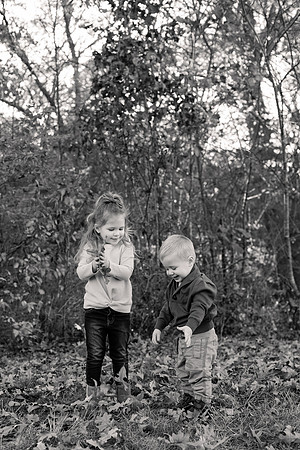 The Oehlers - Broemmelsiek Park - Brittany Lynn Imagery LLC - STL St Louis MO Wedding Portrait Photographer BW-149