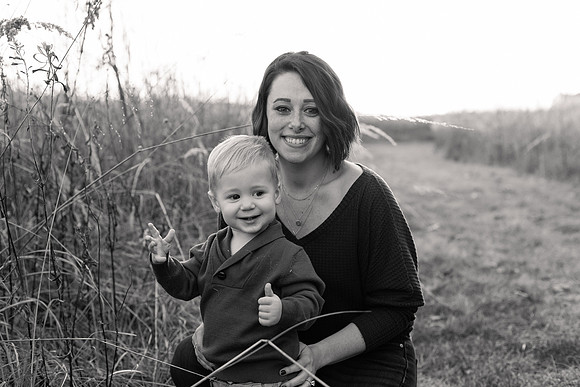 The Oehlers - Broemmelsiek Park - Brittany Lynn Imagery LLC - STL St Louis MO Wedding Portrait Photographer BW-337