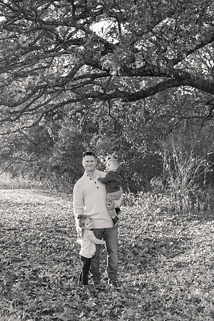 The Oehlers - Broemmelsiek Park - Brittany Lynn Imagery LLC - STL St Louis MO Wedding Portrait Photographer BW-213