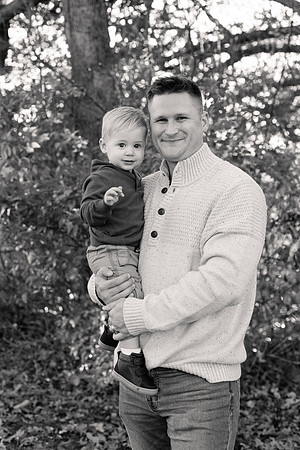 The Oehlers - Broemmelsiek Park - Brittany Lynn Imagery LLC - STL St Louis MO Wedding Portrait Photographer BW-63