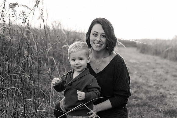 The Oehlers - Broemmelsiek Park - Brittany Lynn Imagery LLC - STL St Louis MO Wedding Portrait Photographer BW-330