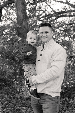 The Oehlers - Broemmelsiek Park - Brittany Lynn Imagery LLC - STL St Louis MO Wedding Portrait Photographer BW-65