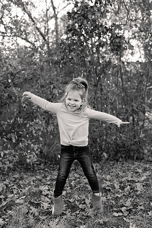 The Oehlers - Broemmelsiek Park - Brittany Lynn Imagery LLC - STL St Louis MO Wedding Portrait Photographer BW-13