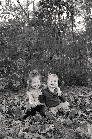 The Oehlers - Broemmelsiek Park - Brittany Lynn Imagery LLC - STL St Louis MO Wedding Portrait Photographer BW-137