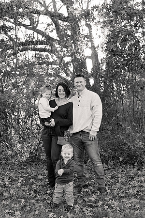 The Oehlers - Broemmelsiek Park - Brittany Lynn Imagery LLC - STL St Louis MO Wedding Portrait Photographer BW-73