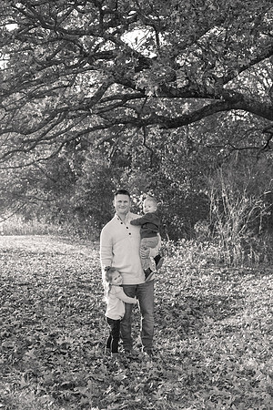 The Oehlers - Broemmelsiek Park - Brittany Lynn Imagery LLC - STL St Louis MO Wedding Portrait Photographer BW-210