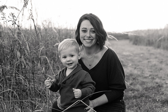 The Oehlers - Broemmelsiek Park - Brittany Lynn Imagery LLC - STL St Louis MO Wedding Portrait Photographer BW-333