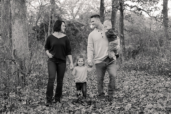 The Oehlers - Broemmelsiek Park - Brittany Lynn Imagery LLC - STL St Louis MO Wedding Portrait Photographer BW-201
