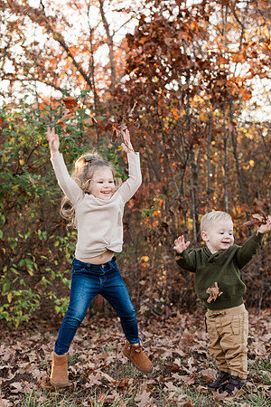 The Oehlers - Broemmelsiek Park - Brittany Lynn Imagery LLC - STL St Louis MO Wedding Portrait Photographer -18