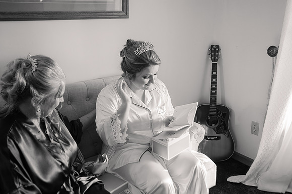 3 Getting Ready - Brittany Lynn Imagery LLC - STL St Louis MO Wedding Portrait Photographer -60