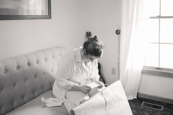 3 Getting Ready - Brittany Lynn Imagery LLC - STL St Louis MO Wedding Portrait Photographer -11
