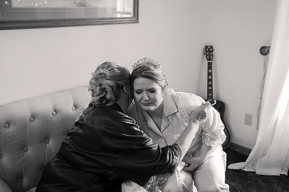 3 Getting Ready - Brittany Lynn Imagery LLC - STL St Louis MO Wedding Portrait Photographer -78