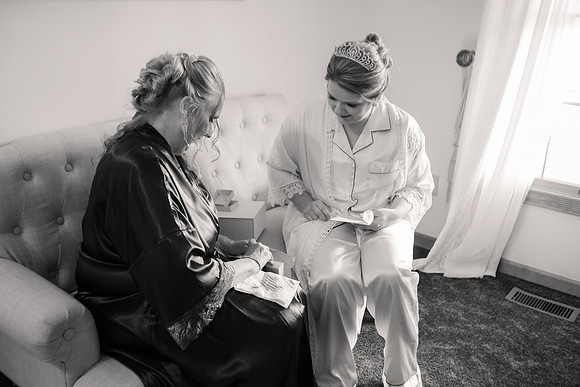 3 Getting Ready - Brittany Lynn Imagery LLC - STL St Louis MO Wedding Portrait Photographer -83