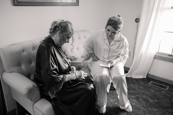 3 Getting Ready - Brittany Lynn Imagery LLC - STL St Louis MO Wedding Portrait Photographer -79