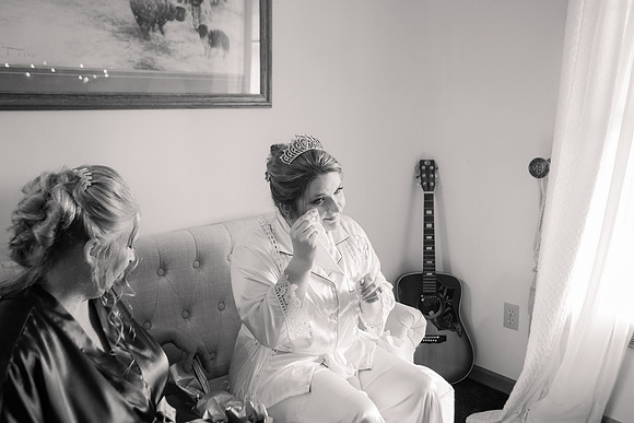 3 Getting Ready - Brittany Lynn Imagery LLC - STL St Louis MO Wedding Portrait Photographer -65