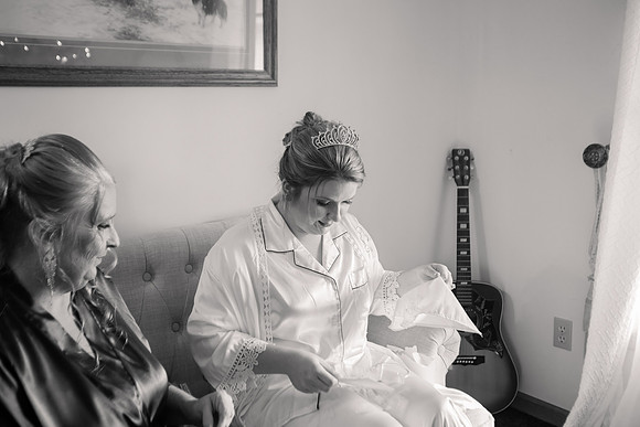 3 Getting Ready - Brittany Lynn Imagery LLC - STL St Louis MO Wedding Portrait Photographer -64