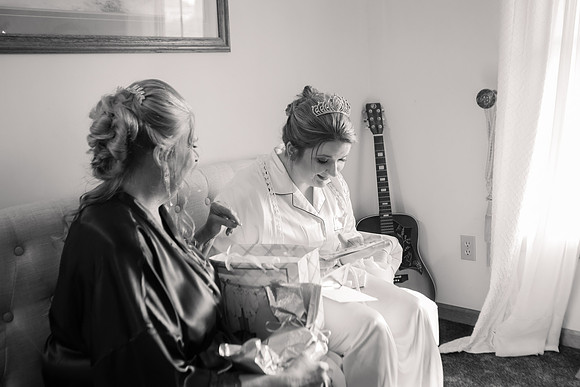 3 Getting Ready - Brittany Lynn Imagery LLC - STL St Louis MO Wedding Portrait Photographer -36