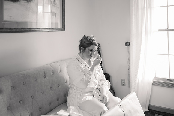 3 Getting Ready - Brittany Lynn Imagery LLC - STL St Louis MO Wedding Portrait Photographer -18