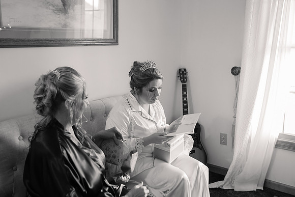 3 Getting Ready - Brittany Lynn Imagery LLC - STL St Louis MO Wedding Portrait Photographer -55