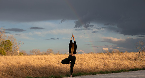 Brittany Lynn Imagery St. Charles MO Lindsay Mooney Yoga-37