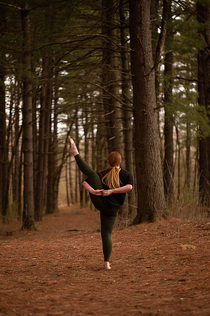 Brittany Lynn Imagery St. Charles MO Lindsay Mooney Yoga-113