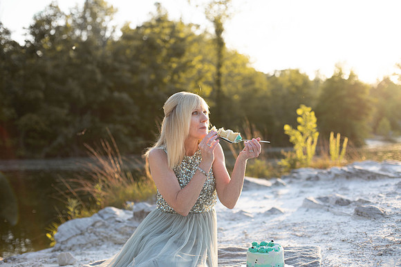 Brittany Lynn Imagery St. Charles MO Cake Smash 50th Birthday Aunt Susan-50