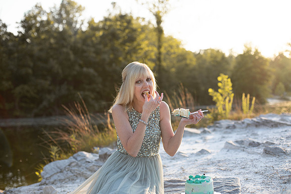 Brittany Lynn Imagery St. Charles MO Cake Smash 50th Birthday Aunt Susan-57
