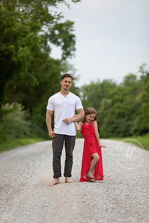 Erik + Luna | A Father Daughter Session at Busch Wildlife