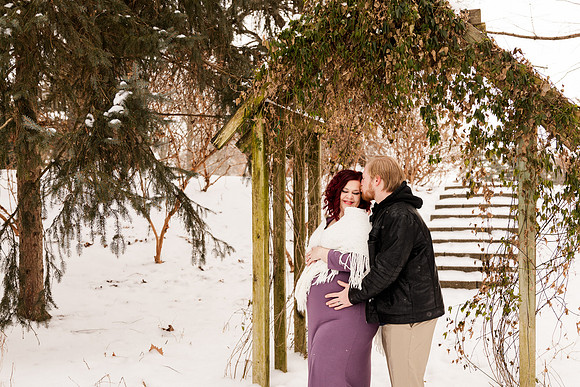 Henry - Blanchette Park Rau Garden - Winter Maternity - Brittany Lynn Imagery LLC - St Charles MO Photographer -17