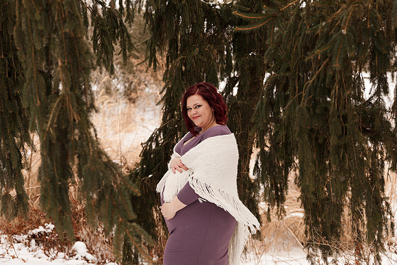 Henry - Blanchette Park Rau Garden - Winter Maternity - Brittany Lynn Imagery LLC - St Charles MO Photographer -36