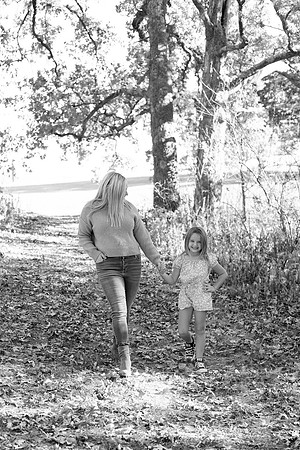 Myers - Brittany Lynn Imagery LLC - STL St Louis MO Portrait Photographer BW-42