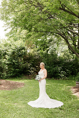 Marry Me Cottage Micro Wedding - Brittany Lynn Imagery - STL St Louis Wedding Portrait Photographer - STL Wedding Venue-9