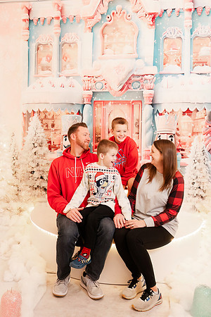 - Brittany Lynn Imagery LLC - Christie Lewis Homes - STL St Louis MO Portrait Photographer - Christmas 2024-118