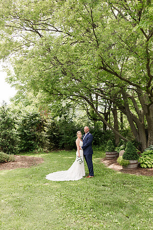 Marry Me Cottage Micro Wedding - Brittany Lynn Imagery - STL St Louis Wedding Portrait Photographer - STL Wedding Venue-4